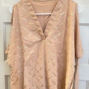 Women's Gold-Accented Blush V-Neck Top